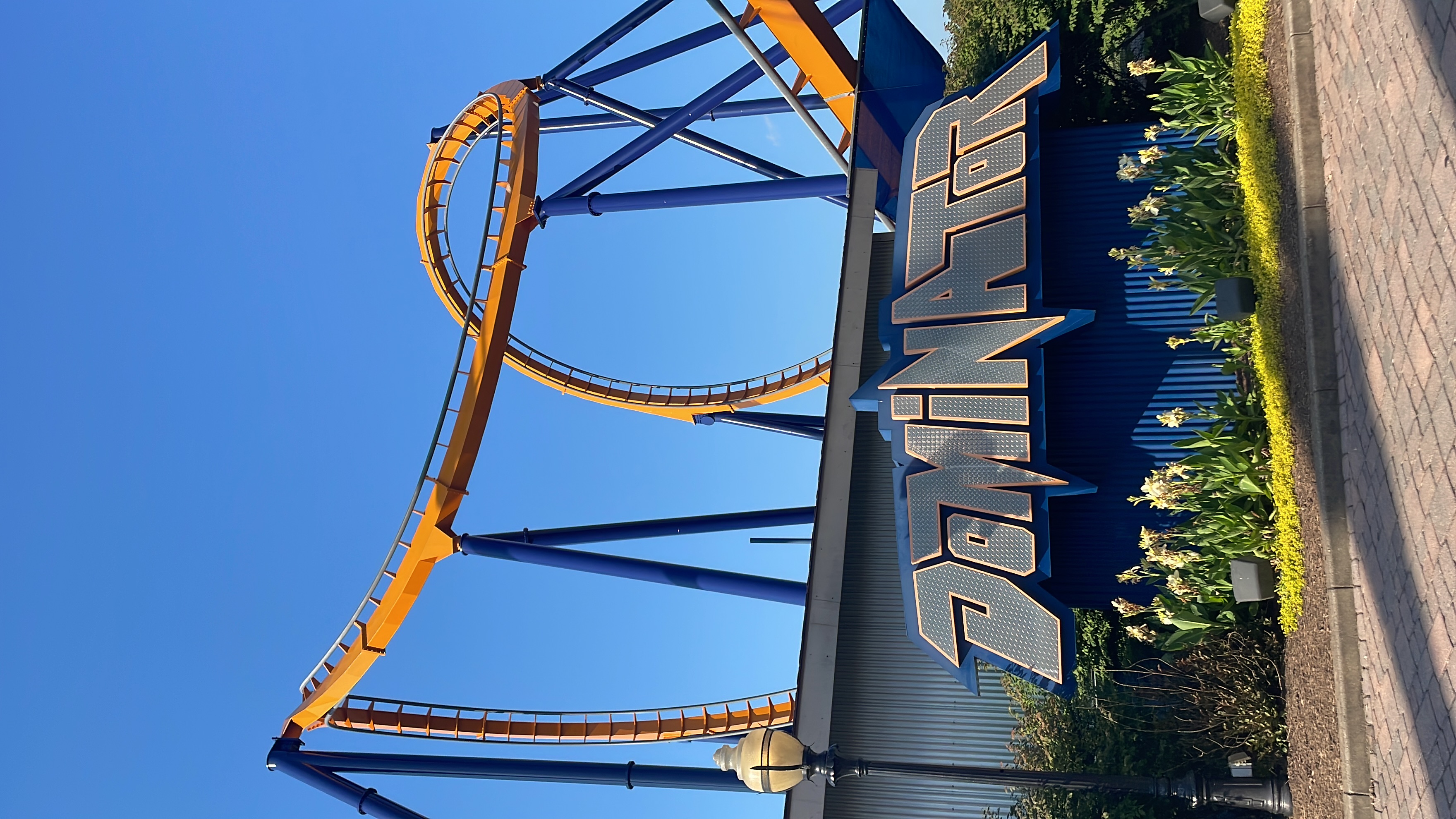 Dominator ride sign and Cobra Roll